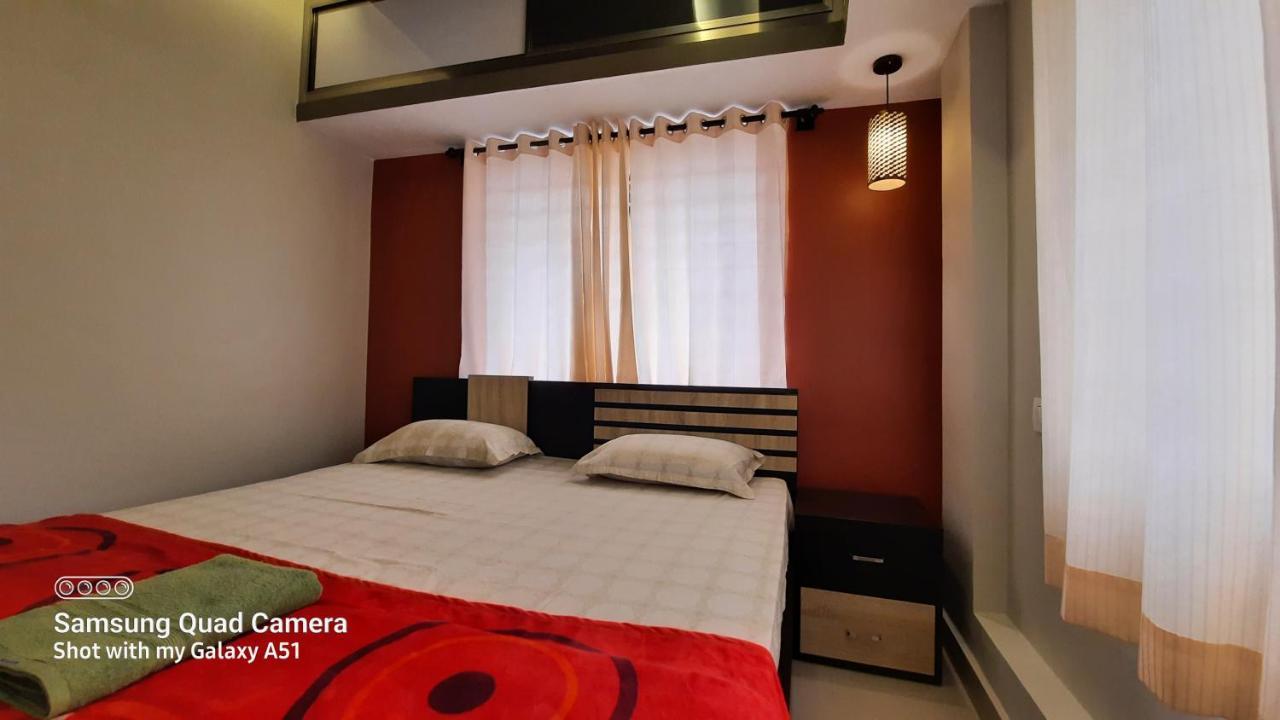 Varam Homestay Madikeri Zewnętrze zdjęcie